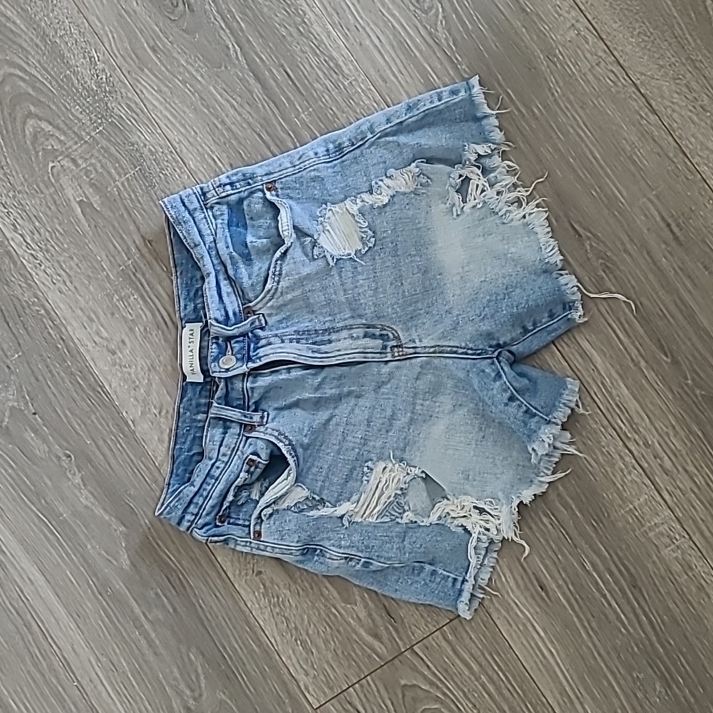 Vanilla Star Jean shorts size 3